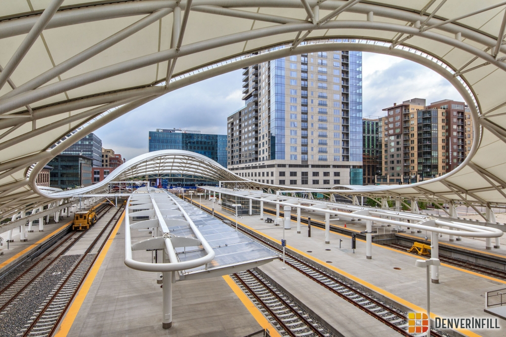 2015-11-25_Platform-02